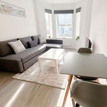 Wellington Road Apartment 1 เกรทยาร์มัธ ภายนอก รูปภาพ